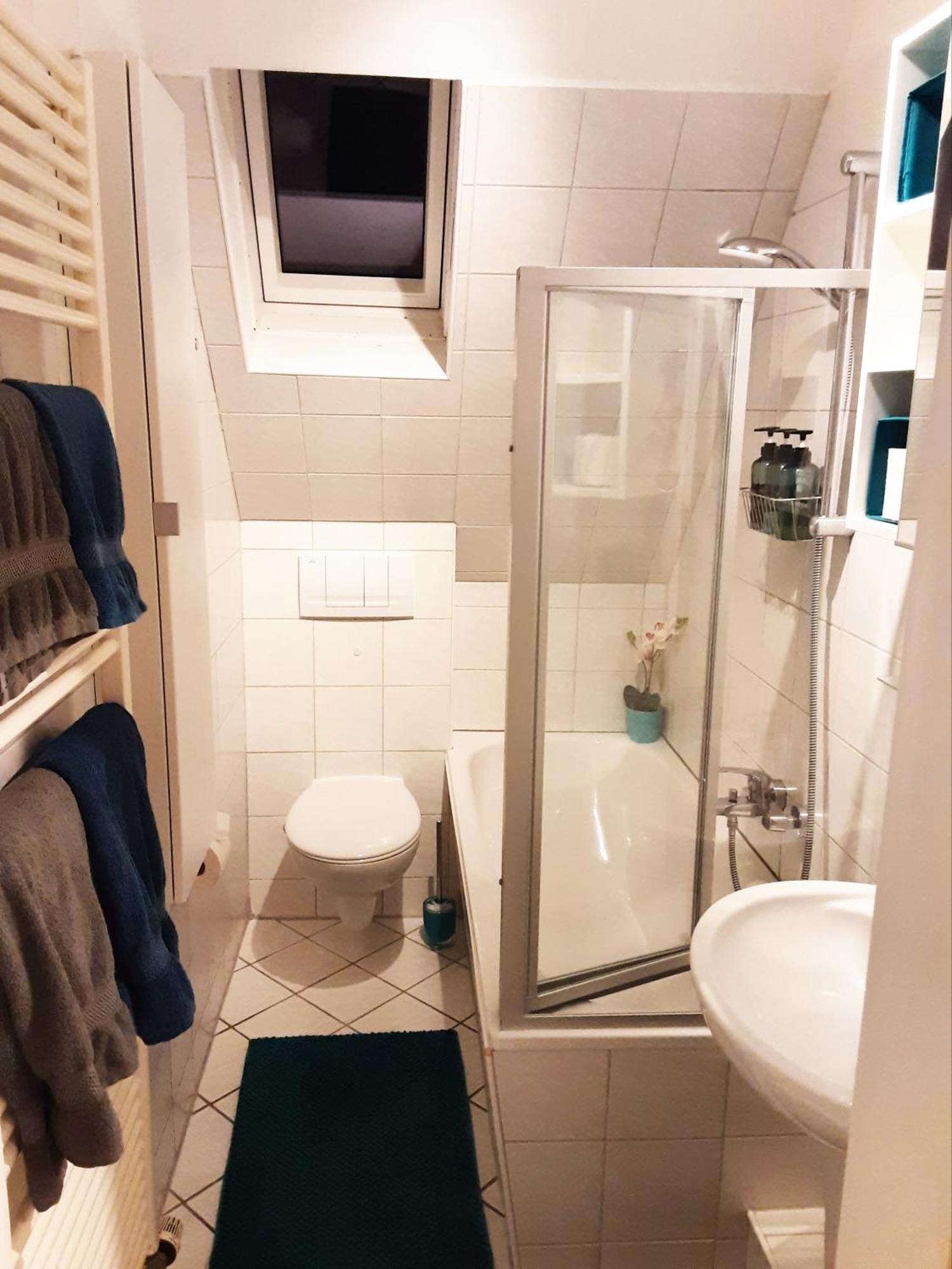 Zentrale Ruhige 3-Zimmer-Wohnung Kassel Ngoại thất bức ảnh